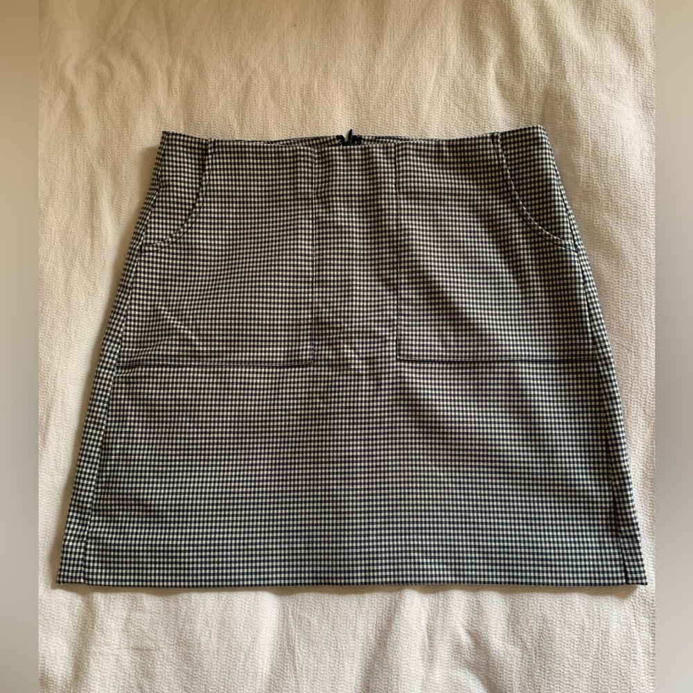 Houndstooth Mini Skirt